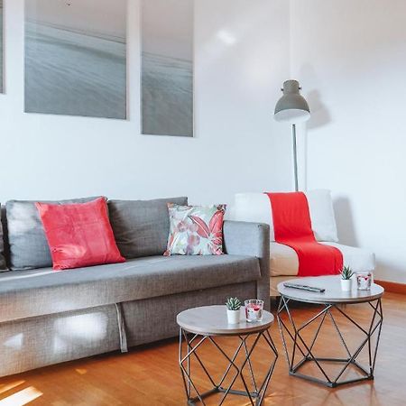 Apartamento 10 Min From The Airport-Wifi-Free Parking Samarate Exterior foto